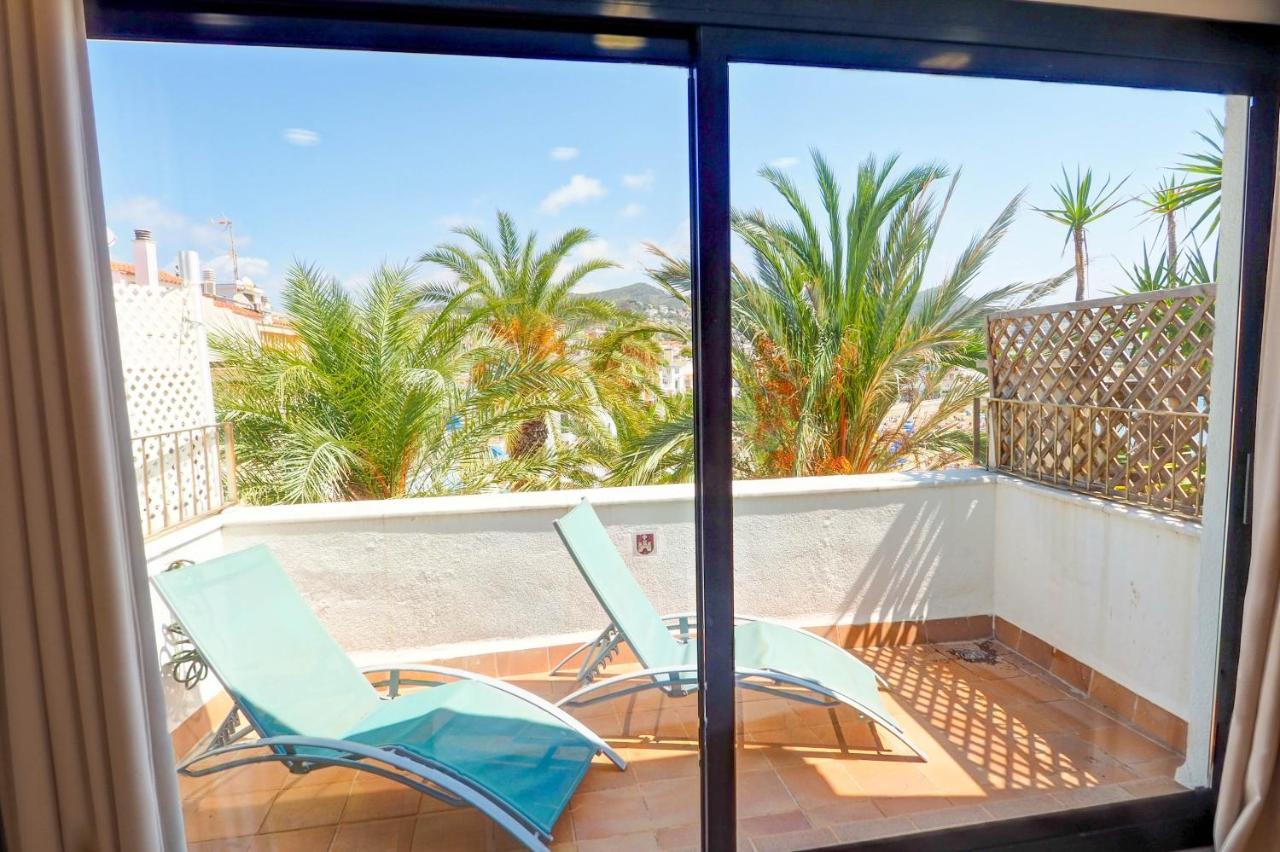 Port Alegre Attic By Hello Homes Sitges Exteriör bild