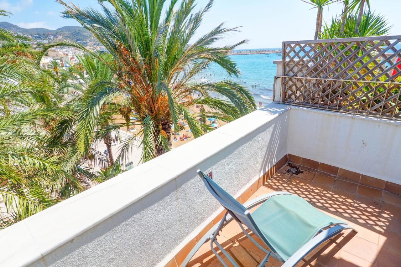 Port Alegre Attic By Hello Homes Sitges Exteriör bild